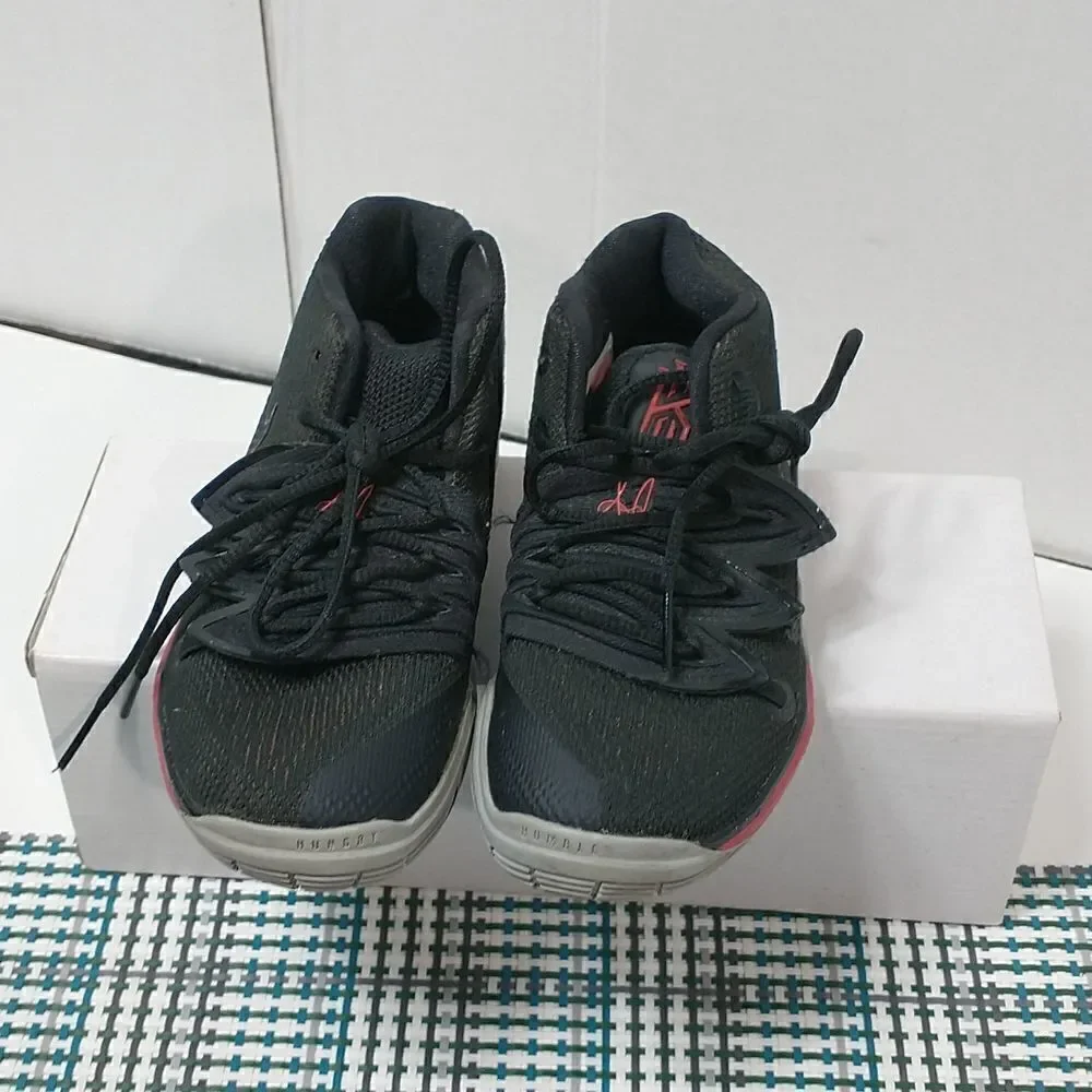 Nike Kyrie Irving V Black Red Basketball Shoes AQ2458-600 Sneakers Sz 11C 2018